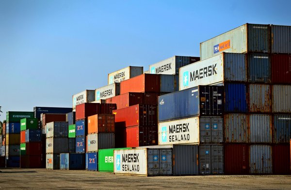 Choisir vos conteneurs maritimes : solutions variées à découvrir !